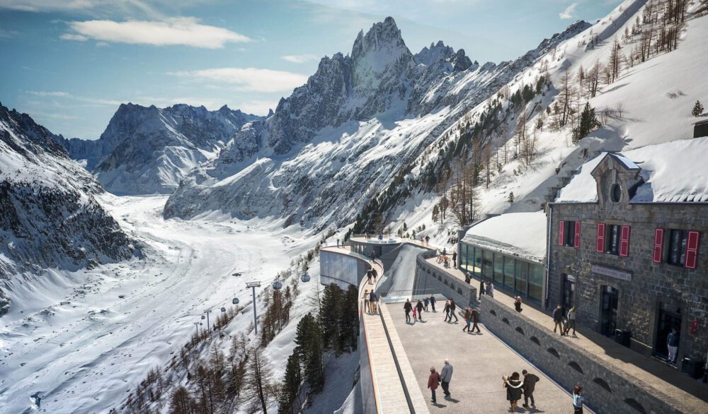 Projet de la mer de glace extension et réhabilitation de la gare du Montenvers Cahamonix, Mont Blanc, vue drone d'intégration et modélisation du projet dans le site